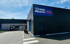 Image(club.thumbnail).alt