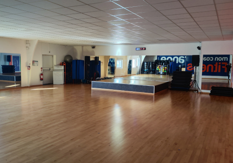 salle cours collectifs lorange bleue la roche sur yon sud