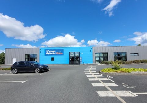 facade salle de sport lorange bleue chateaulin
