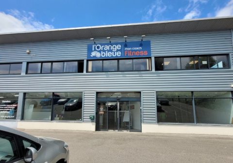 facade salle de sport lorange bleue concarneau