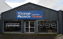 Image(club.thumbnail).alt