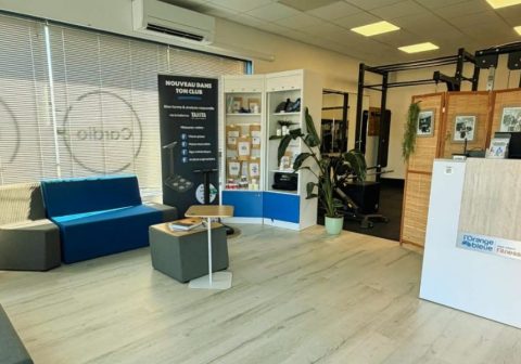 accueil salle de sport lorange bleue rocheserviere