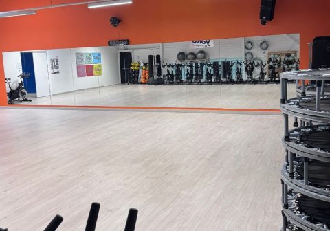salle de cours collectifs lorange bleue la meziere