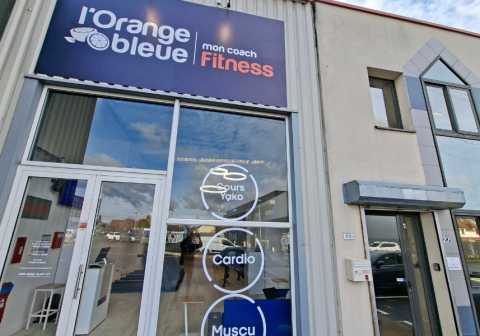 facade salle de sport lorange bleue pontault combault