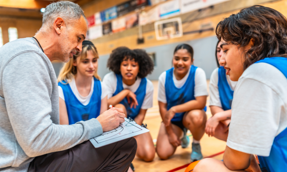 coach et son equipe de sport
