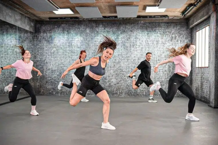 coach bailando freestyle